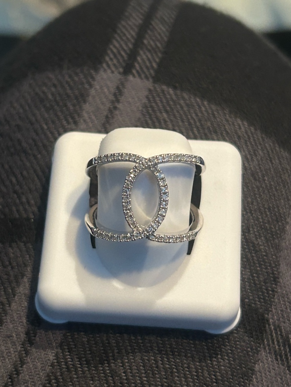 Silver Crystal Interlocking Circle Ring - Women Jewelry